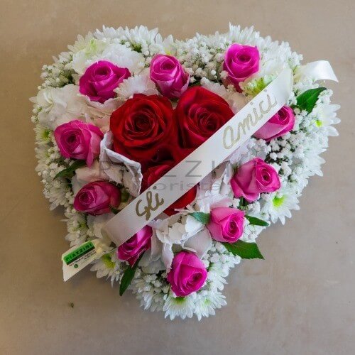 Composizione cuore con fascia raso